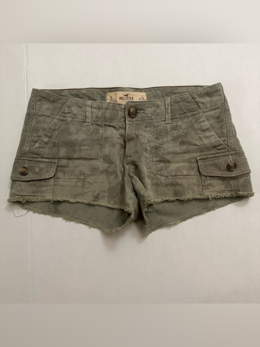 Hollister Olive Cargo Short Shorts with Frayed Hem